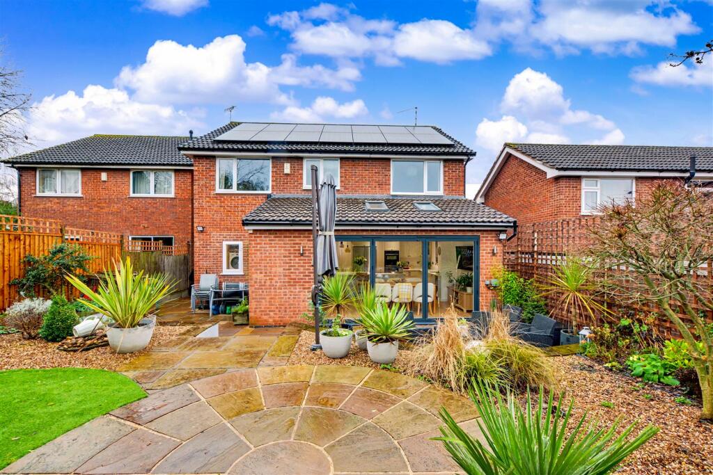 Blake Close, Arnold, Nottingham photo 4