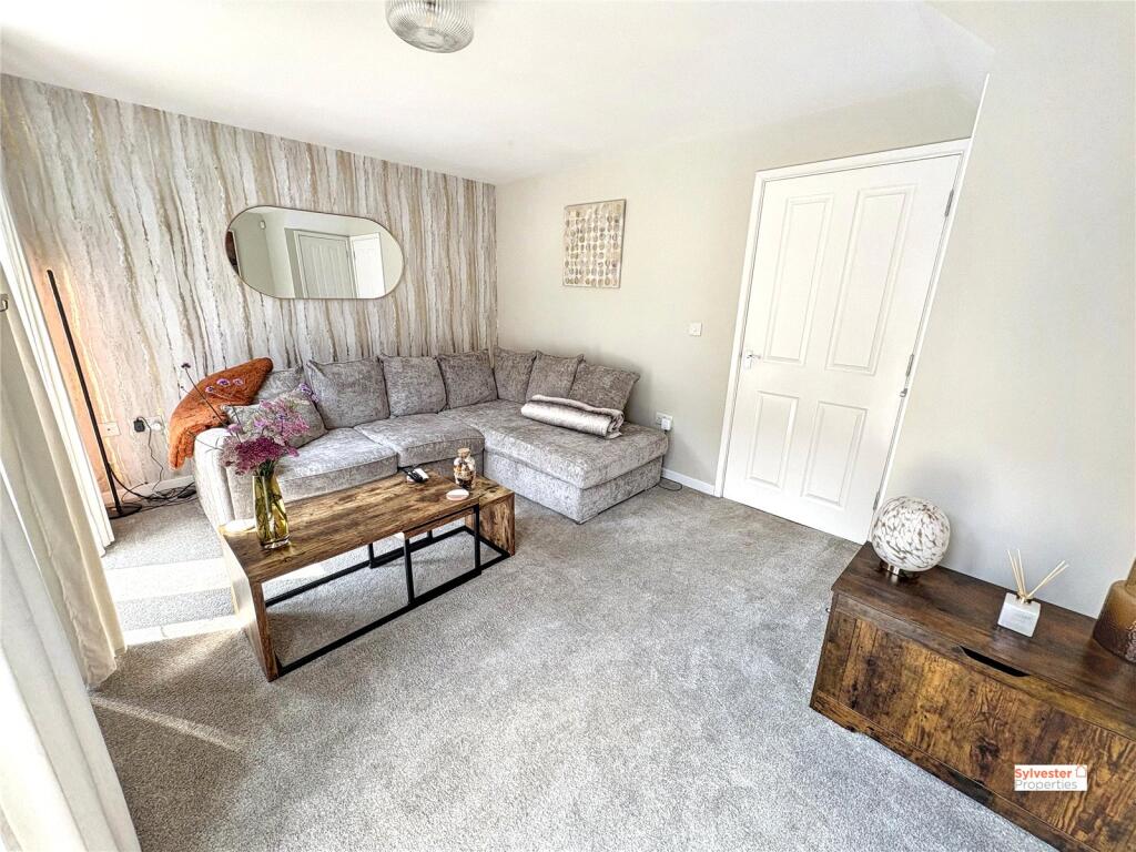Cleveland Close, Moorside, Consett, DH8 photo 4