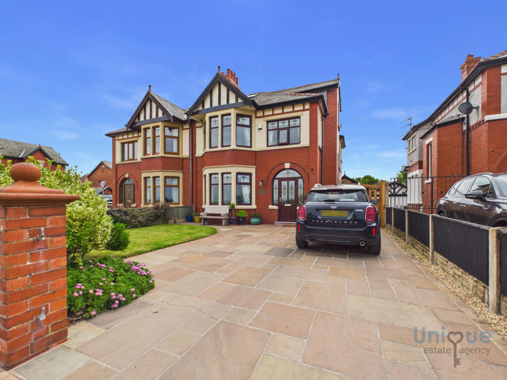 Main image of property: The Esplanade, Fleetwood, FY7