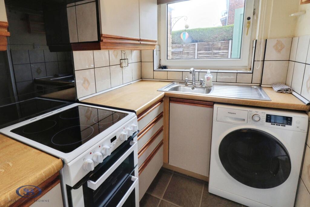 House in Crewe, Cheshire East - View 3