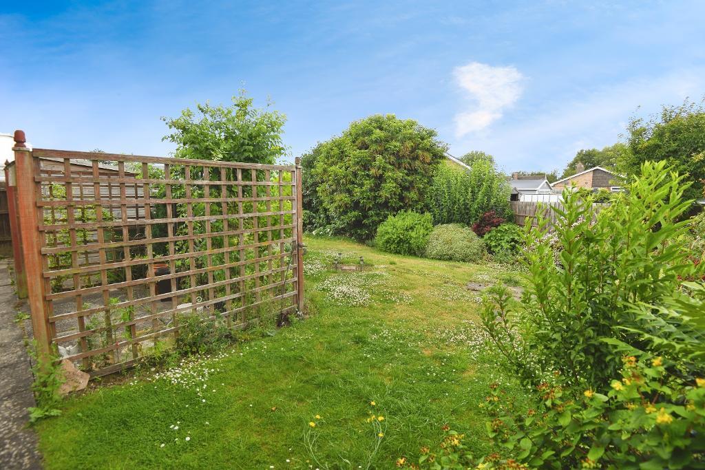 St Edmunds Drive, Emneth, Wisbech, Norfolk, PE14 8AX photo 2