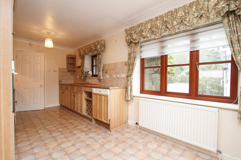 Highdale Avenue, Clevedon photo 4