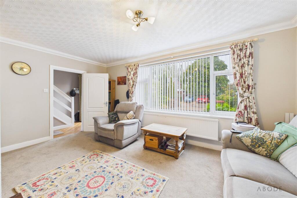 House in South Derbyshire, Foston and Scropton CP - More