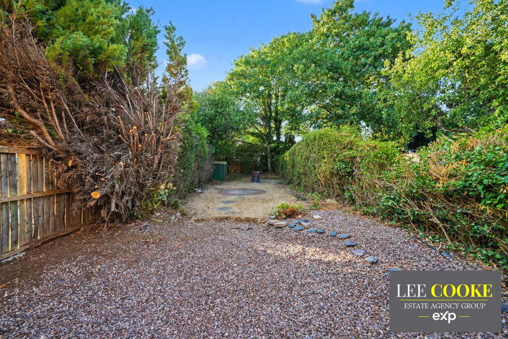 House in Wolverhampton - View 4