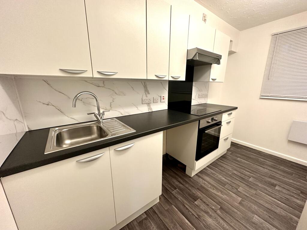 Additional image 2 of Spinney Close, Tamworth, B78