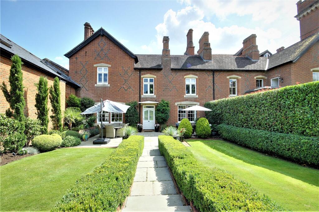 Main image of property: The Courtyard, Cucumber Lane, Bedwell Park, Essendon, Hertfordshire, AL9