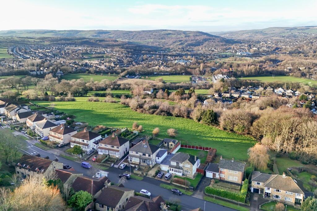 Additional image 54 of Nab Wood Drive, Nab Wood, Shipley, BD18