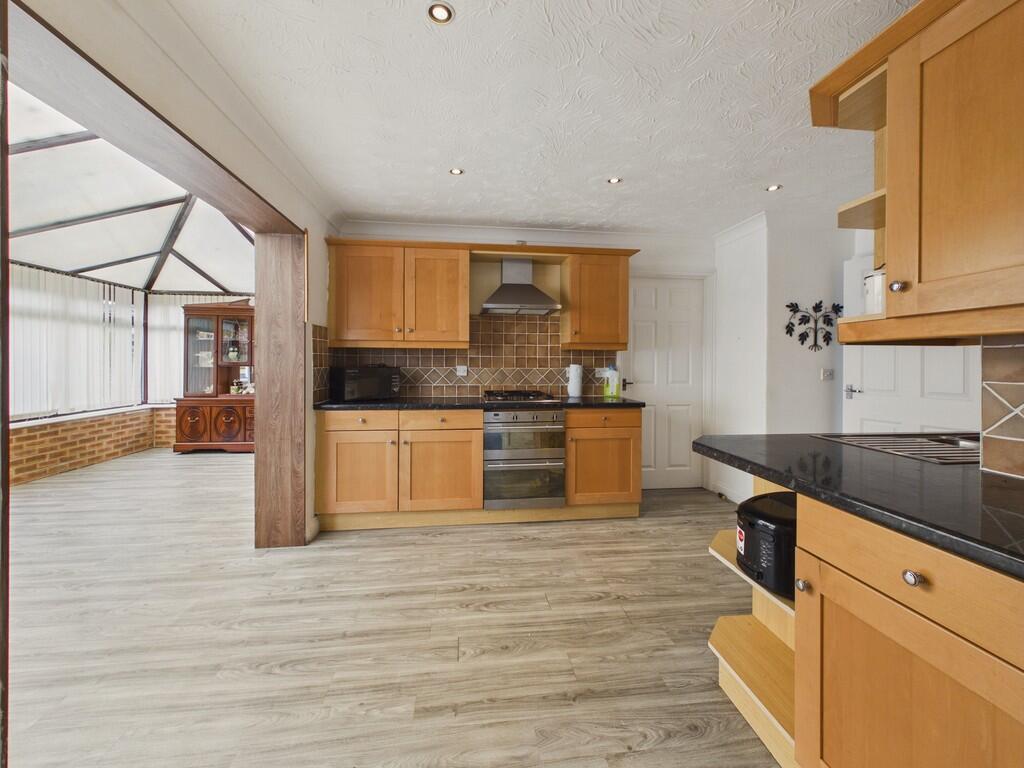 House in Woodhall Spa, Viking Estate - View 5