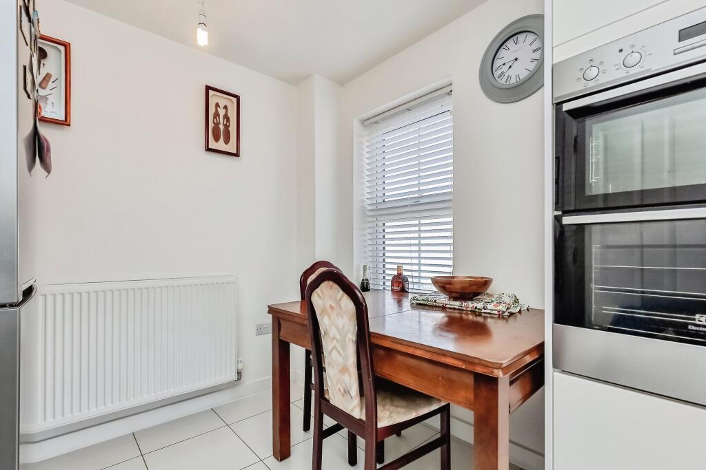 House in Northampton - View 5