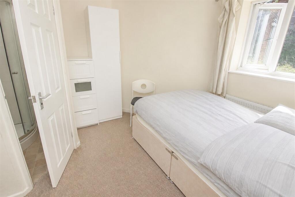 House in Birmingham, Selly Oak - More