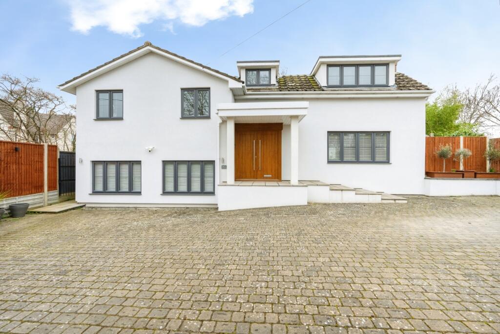 Main image of property: Ampthill Road, Silsoe, Bedford, Bedfordshire, MK45