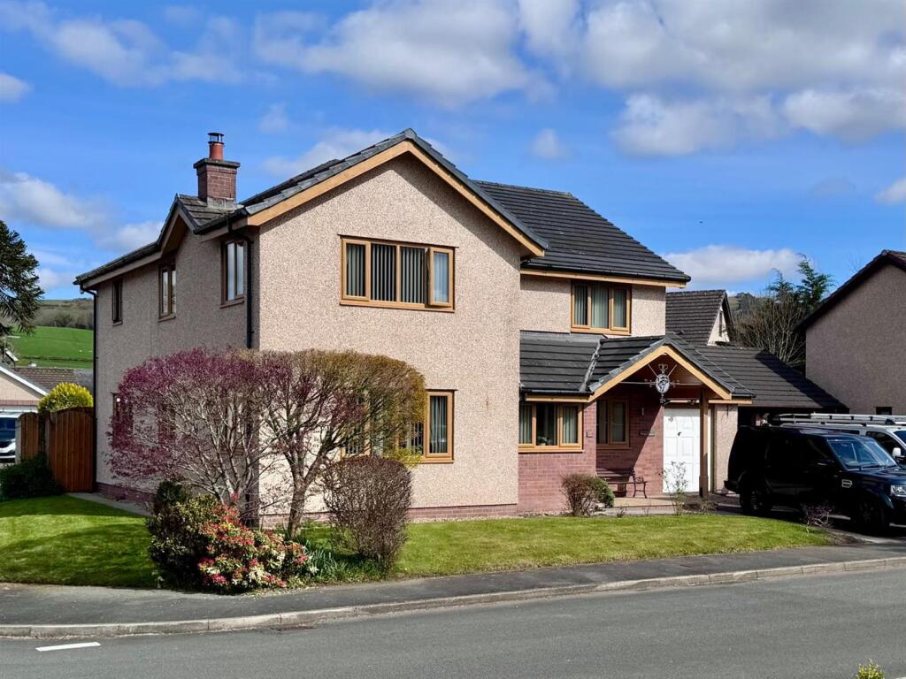 Main image of property: Parc Conwy, Llanrwst