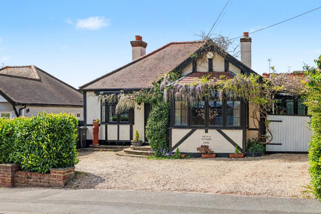 Main image of property: Hawkwell Chase, Hockley