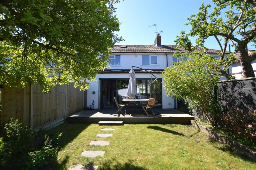 Warren Road, Whitton - View 3