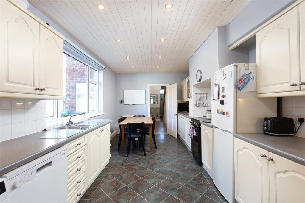 House in York - View 3