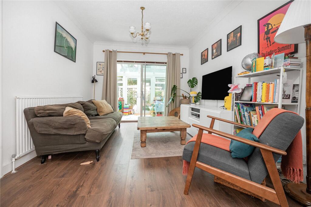 House in Twickenham - View 4