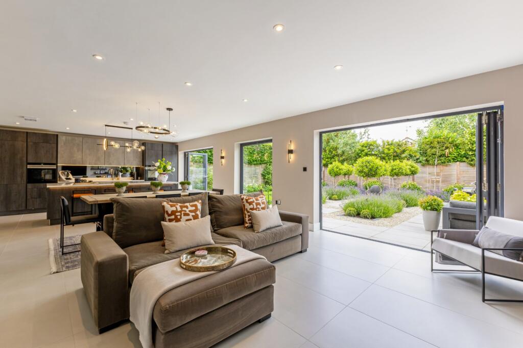 House in St Albans, Bernards Heath - View 3