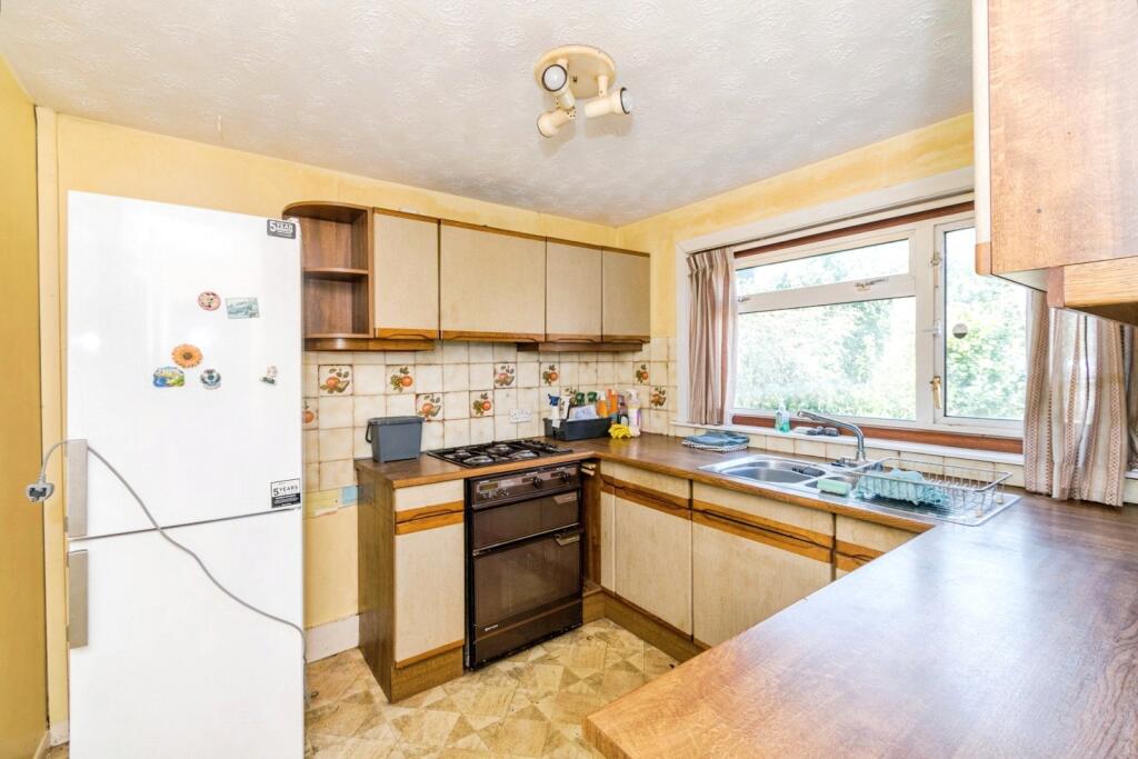 House in Romsey, Halterworth - View 2