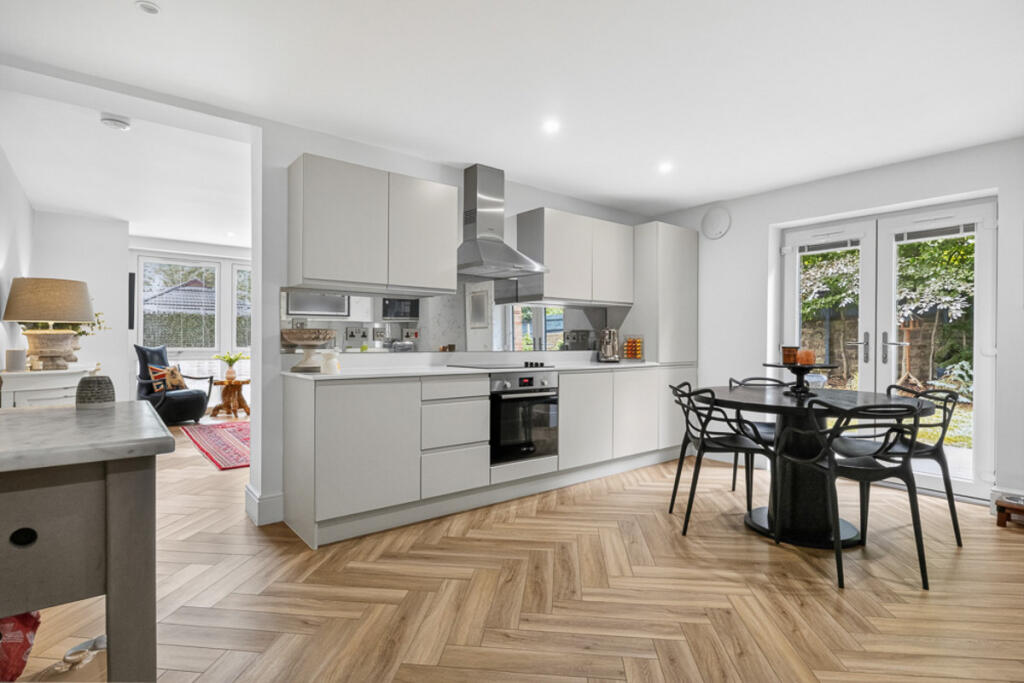 Apartment in Liverpool - View 2