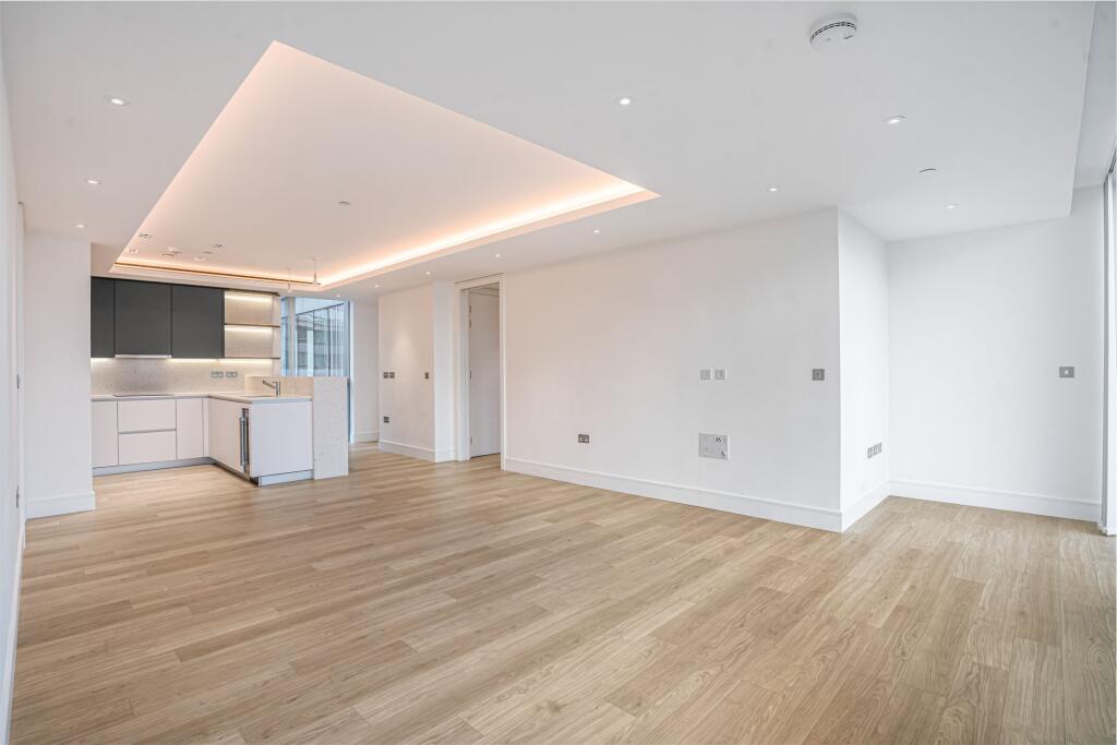 Main image of property: Bollinder Place, Carrara Tower, EC1V