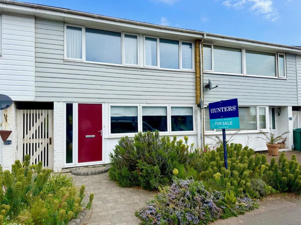 Main image of property: Seabrook Road, Hythe