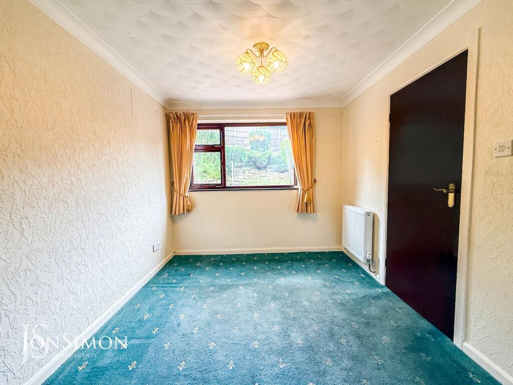 House in Bury, Nuttall - More