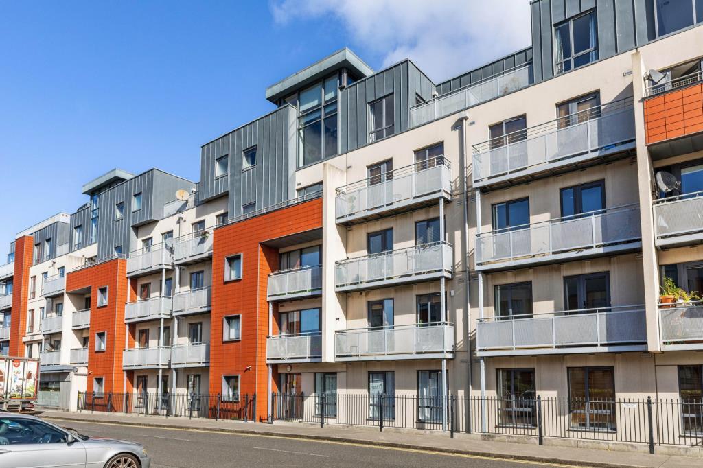 Main image of property: 38 Cassian Court South, Royal Canal Park, Dublin 15, D15 K033