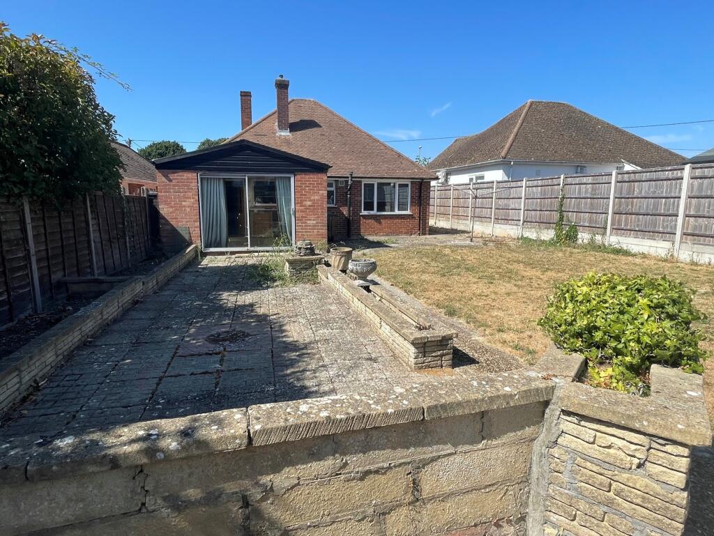 House in Southampton - More