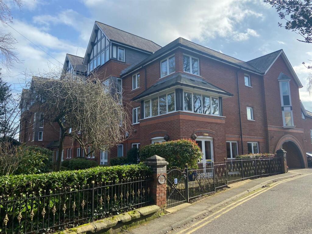 Main image of property: Kedleston Road, Derby