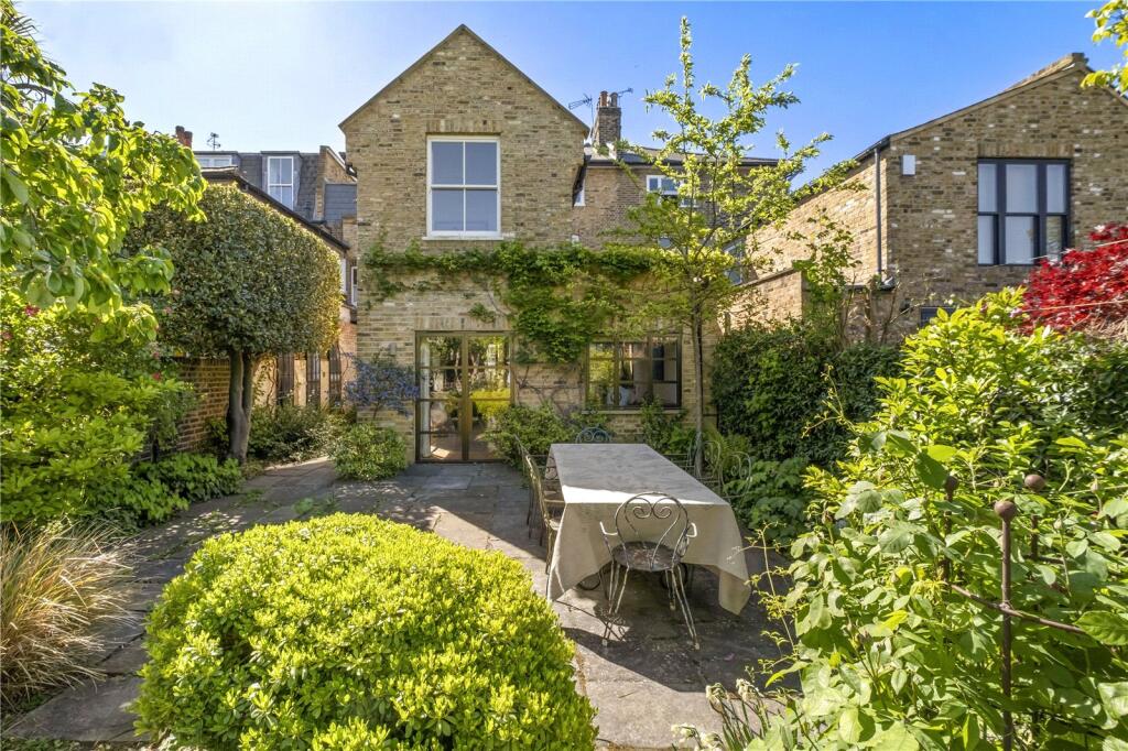 Property photo 8
