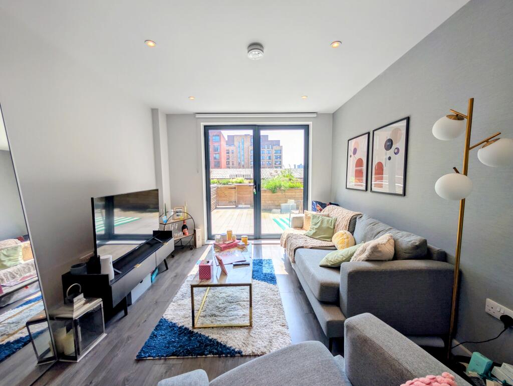 Main image of property: Commerce Quay, Ordsall Lane