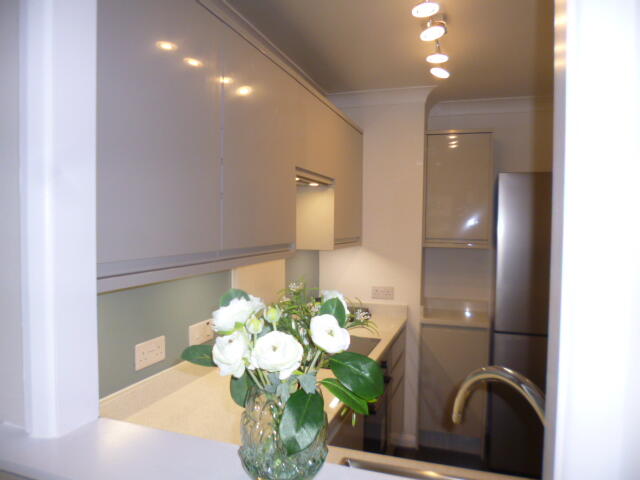 Apartment in Watford - View 5