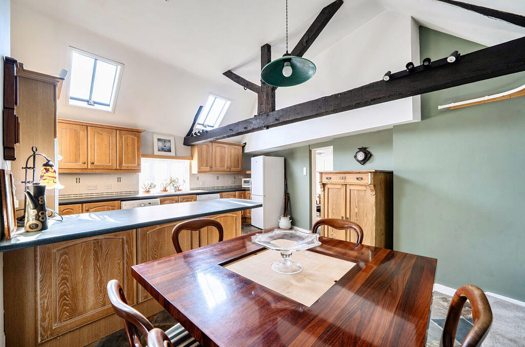 House in Tonbridge and Malling, Red Hill, Wateringbury - View 4