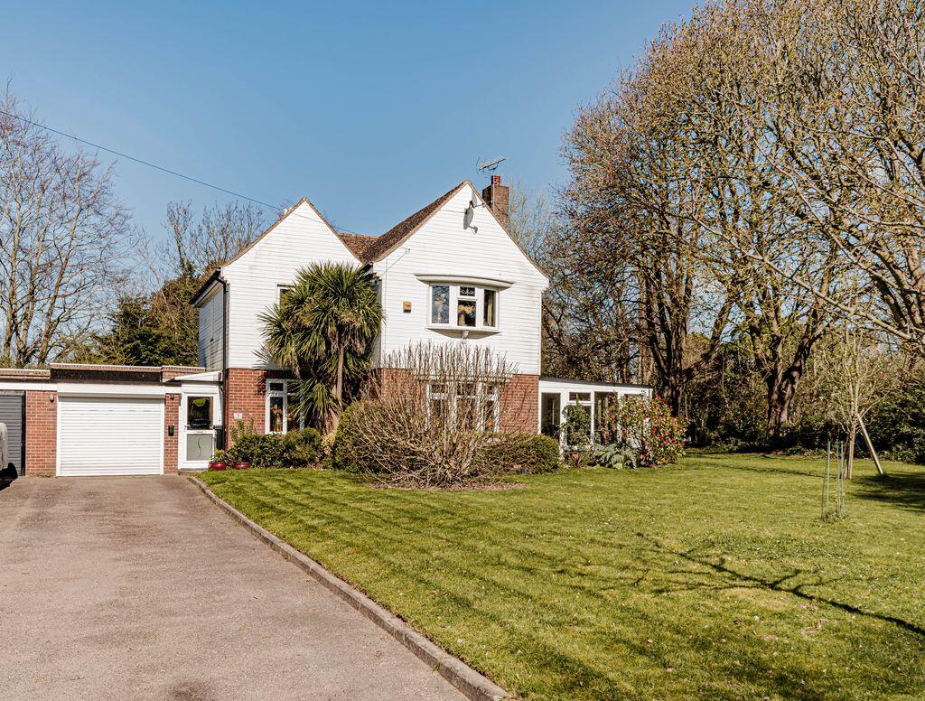Main image of property: Stonar Gardens, Sandwich
