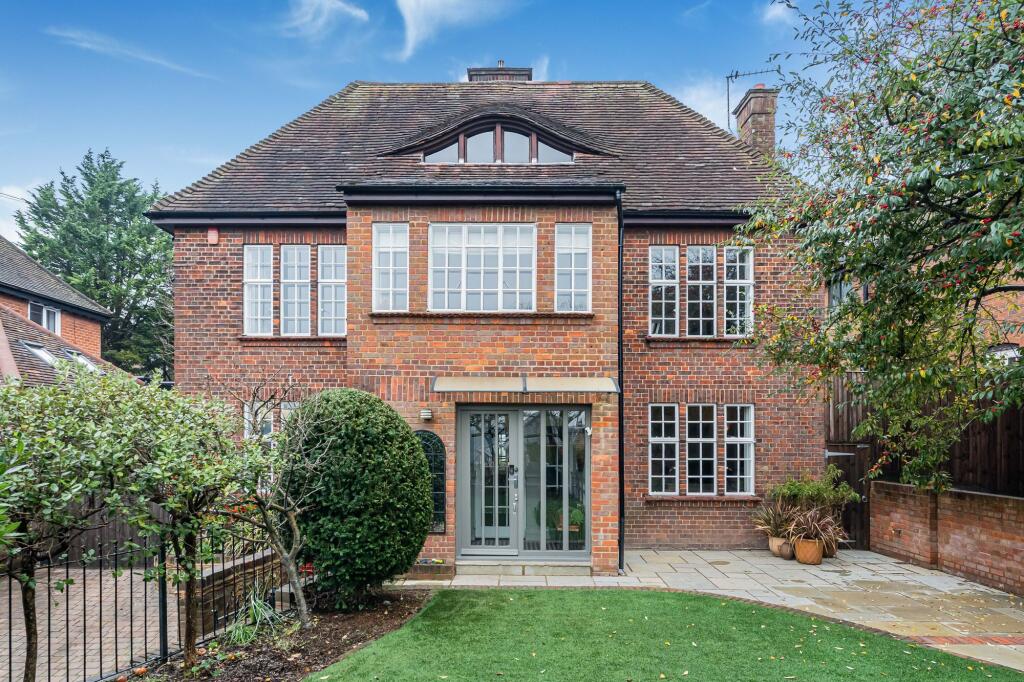 Main image of property: Rectory Avenue, High Wycombe, HP13