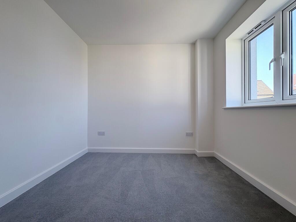 Apartment in Tonbridge - More