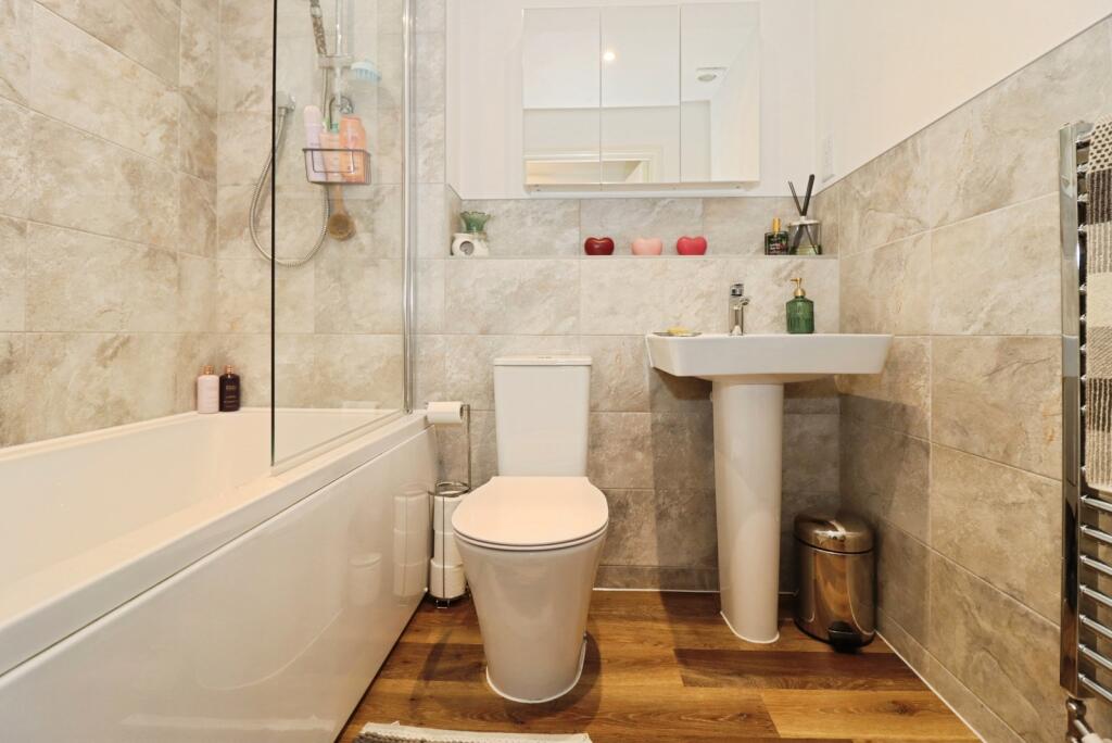 Lane End Road, Patchway, Bristol, Gloucestershire, BS34 photo 4