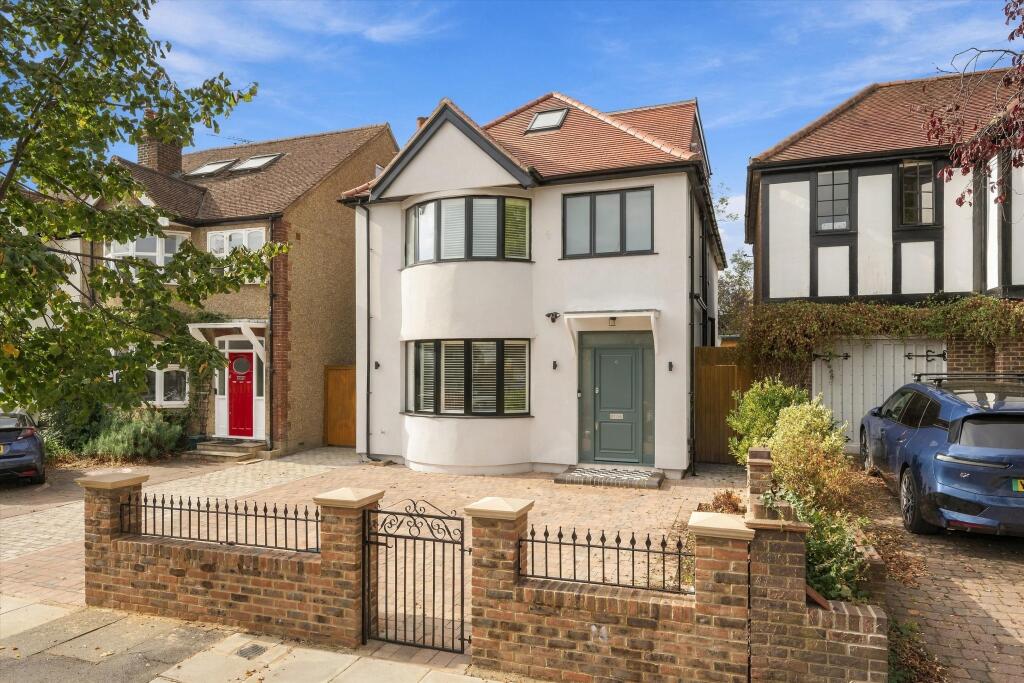 House in Twickenham - View 4