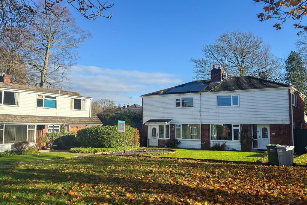 4-bed semi-detached on Sharston Crescent, Knutsford, £450,000