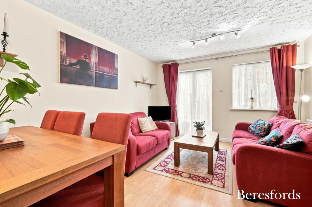 House in London - View 5