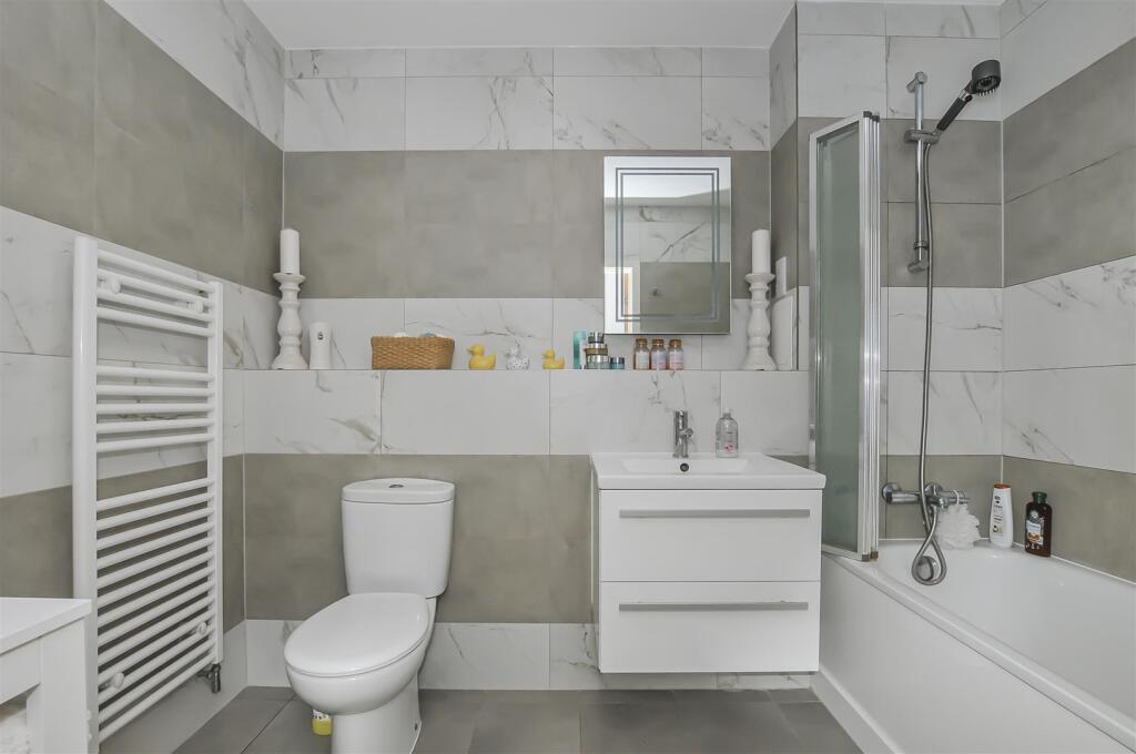 Additional image 9 of Flat 7 Waddington House, Barnes Wallis Way, Bricket Wood, St. Albans