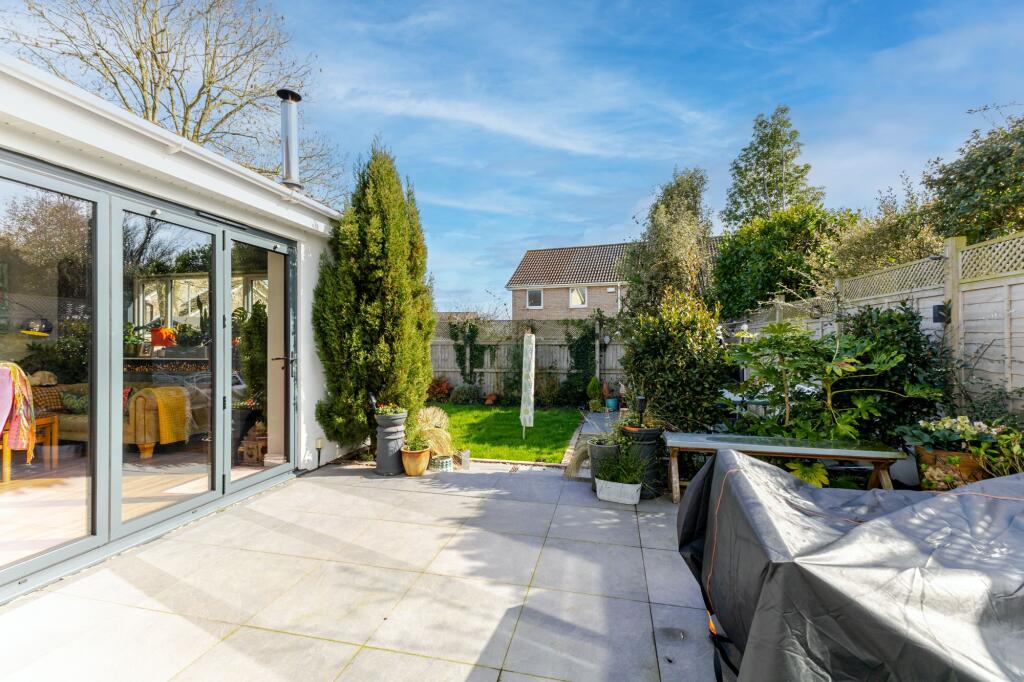 Four Acres Close, Nailsea, BS48 photo 4