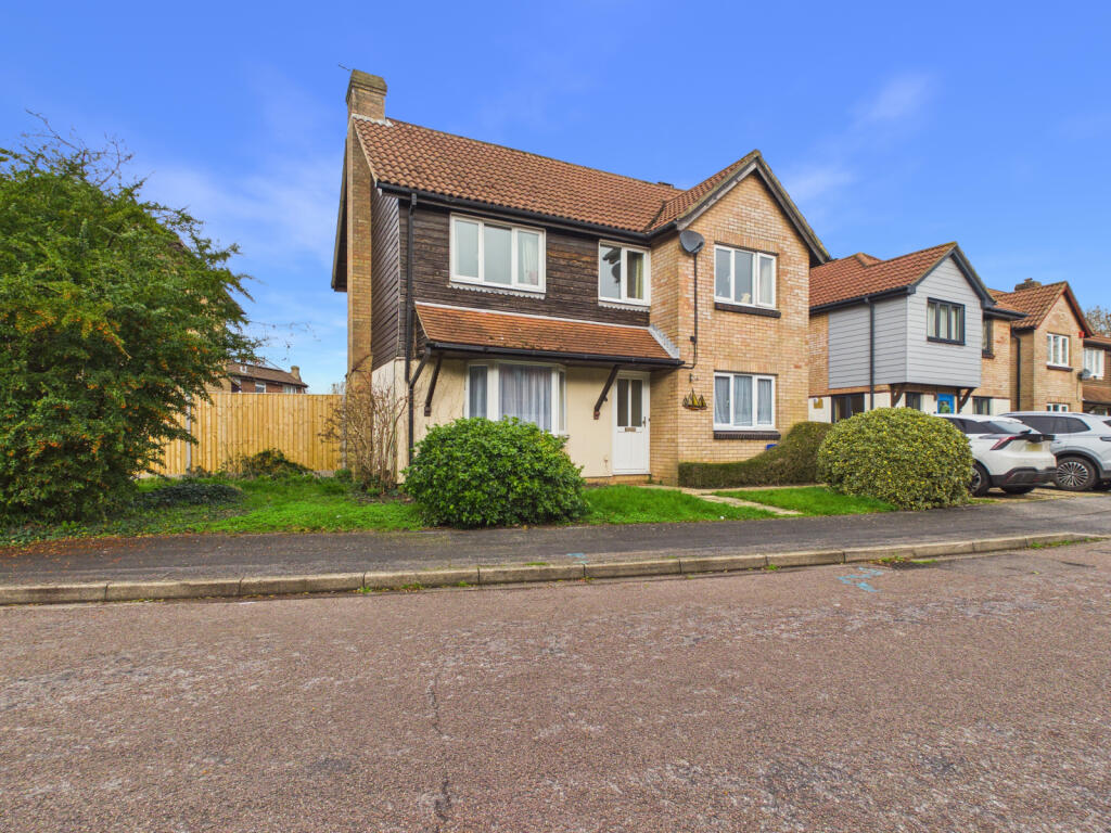 Main image of property: Bishops Gate, Titchfield Common