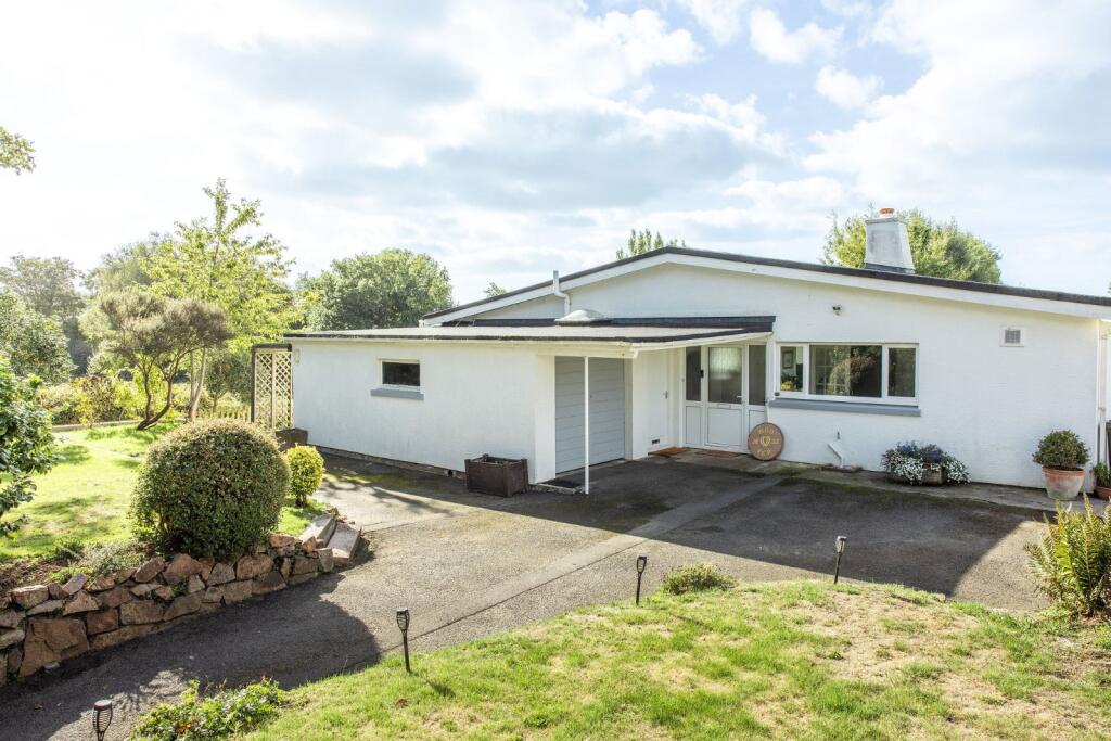 House in St Martin, La Vingtaine de Faldouet - View 2