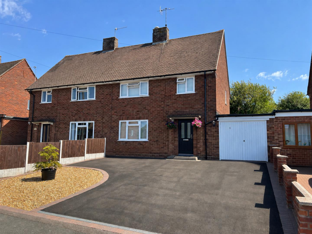 Main image of property: Maple Grove, Stratford-Upon-Avon
