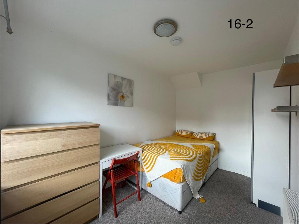 Main image of property: Pattina Walk, London, SE16