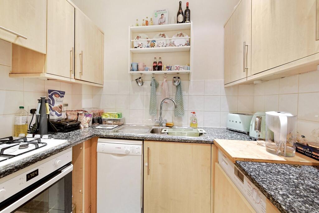 Apartment in London, Earl's Court - View 4