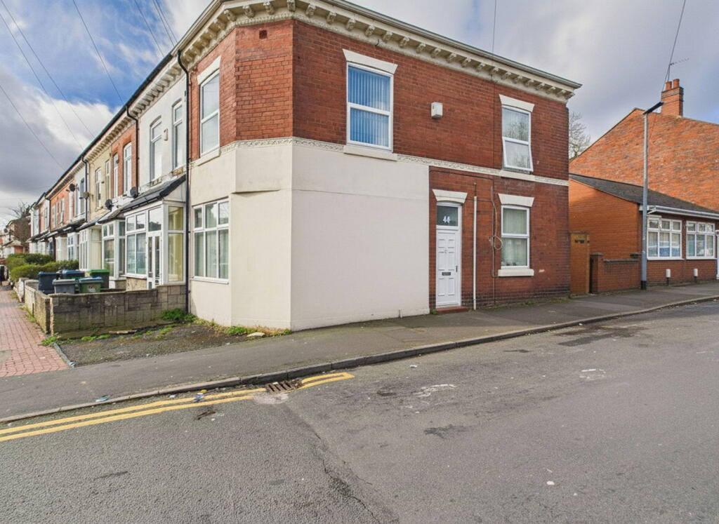 Main image of property: Raglan Road, Smethwick, B66 3ND