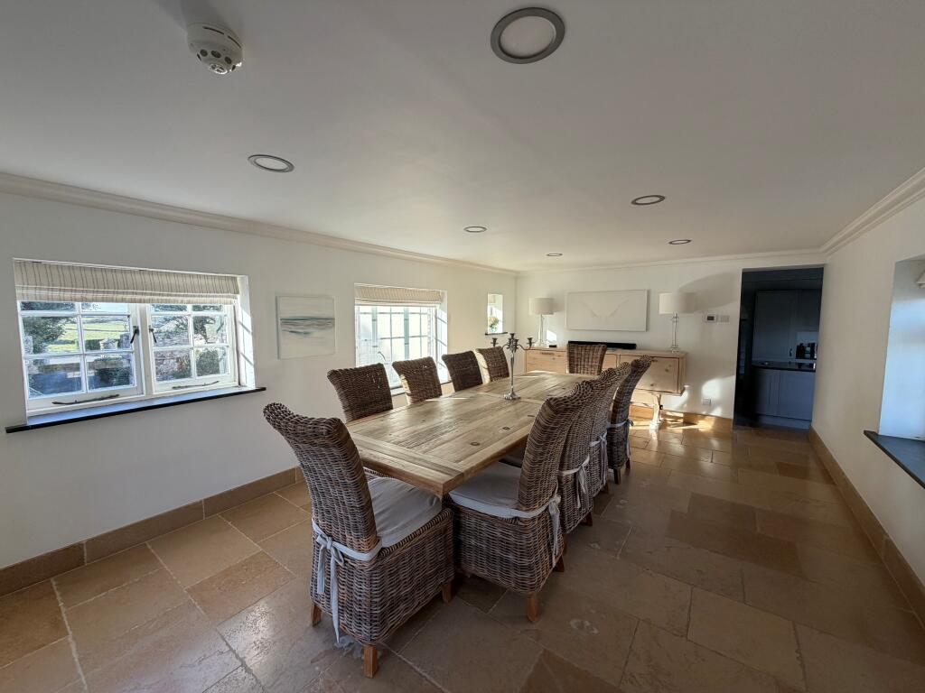 Apartment in Perranuthnoe - More