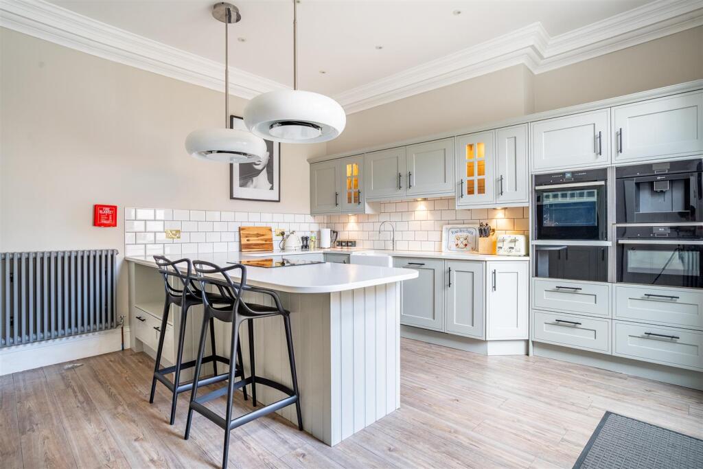 House in York, Bishopthorpe Road Shops, Bishophill - View 3